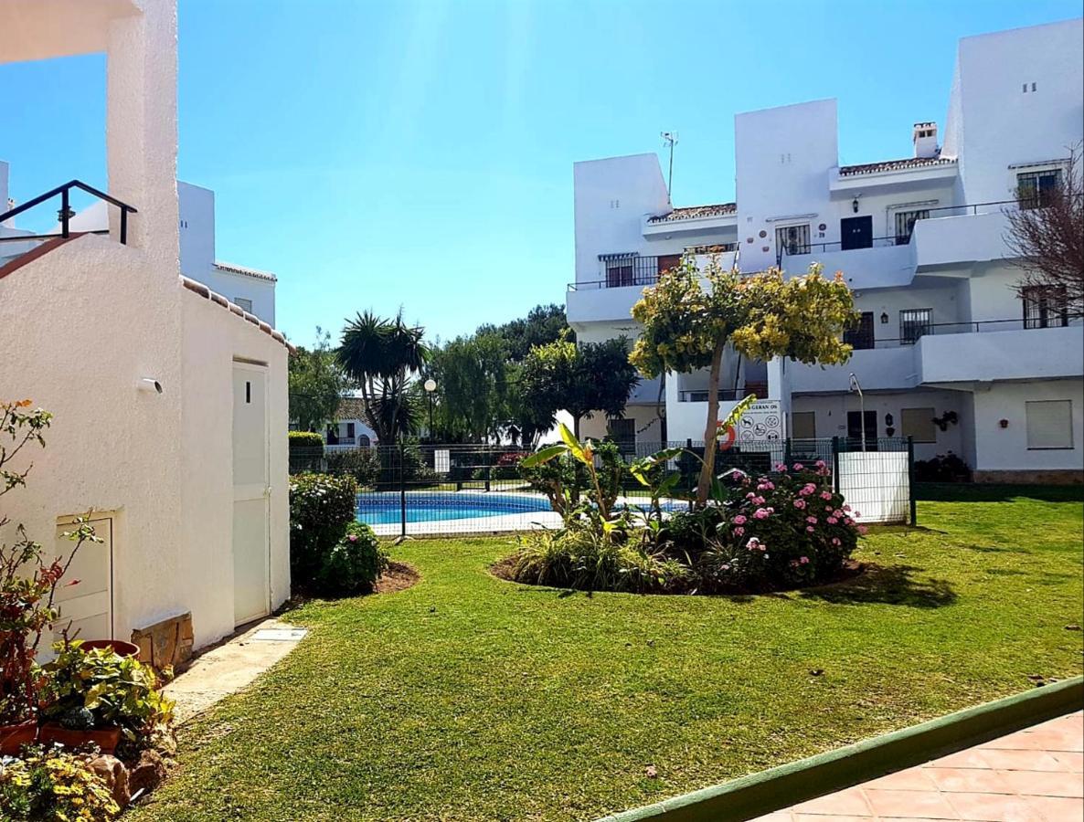 Los Geranios - Beach Apartment La Cala De Mijas Bagian luar foto